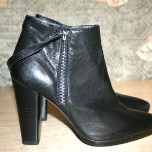 Stuart Weitzman Black Leather Booties Heels 8 M